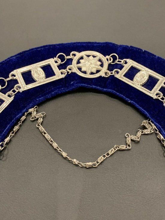 Masonic Master Mason Silver Chain Collar On Blue Velvet Masonic Metal Collars