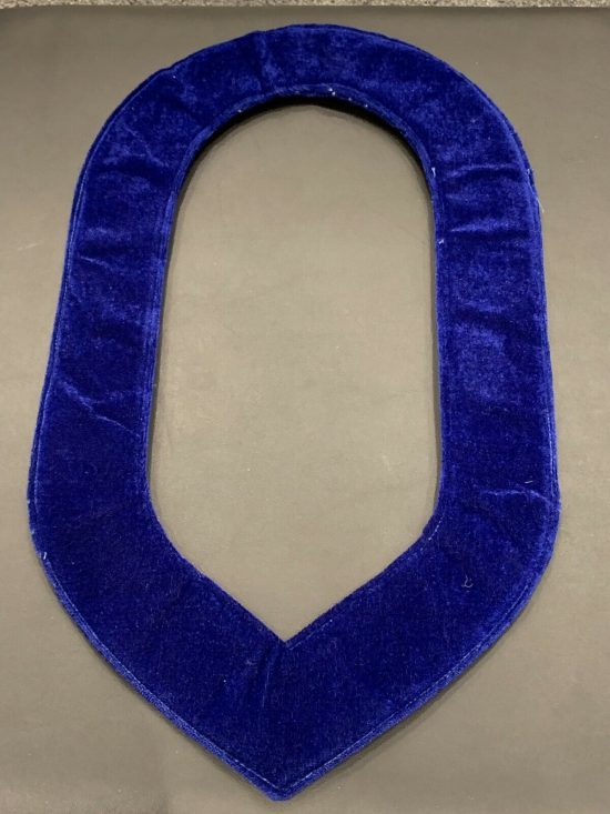 Masonic Master Mason Silver Chain Collar On Blue Velvet Masonic Metal Collars