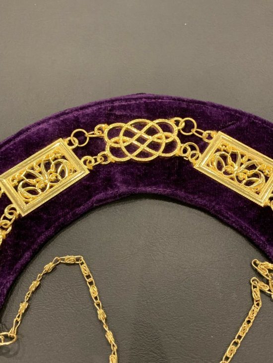 Masonic Raglia Grand Lodge Gold Metal Chain Coller On Purple Cloth