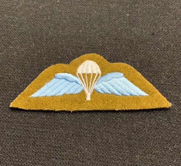 BRITISH ARMY NO 2 DRESS PARA WINGS TRAINED PARACHUTE WINGS BADGE LIGHT ...