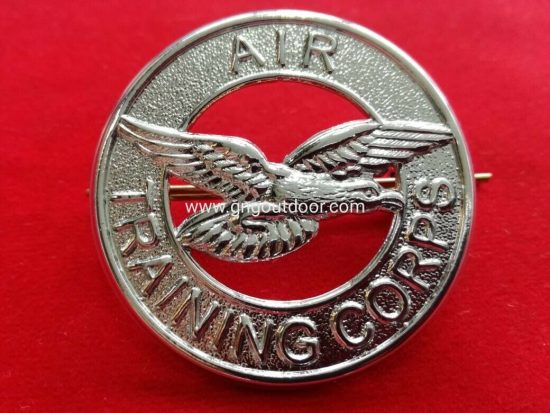 British RAF ATC (Air Training Corps) Metal Cap  Beret Badge - NEW