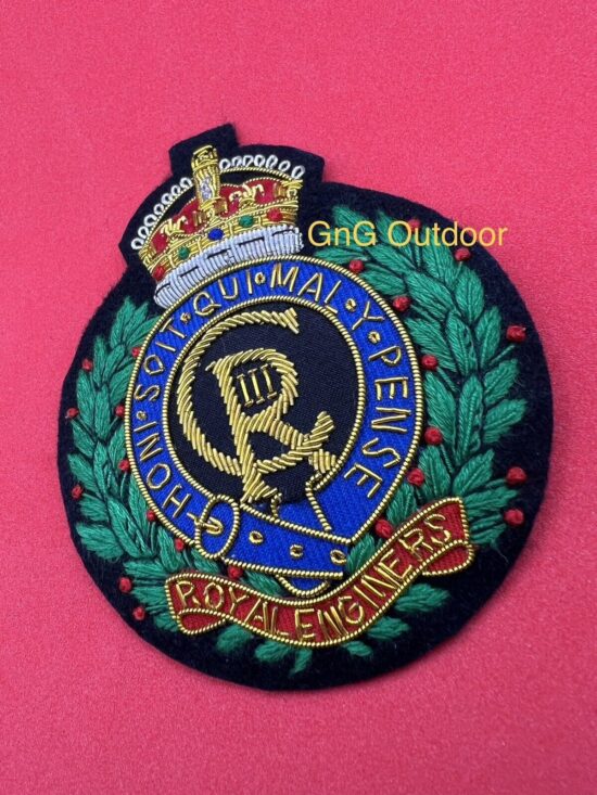 King’s Crown Royal Engineers Blazer Badge RE Embroidered Bullion Wire Badge With Green Laurel