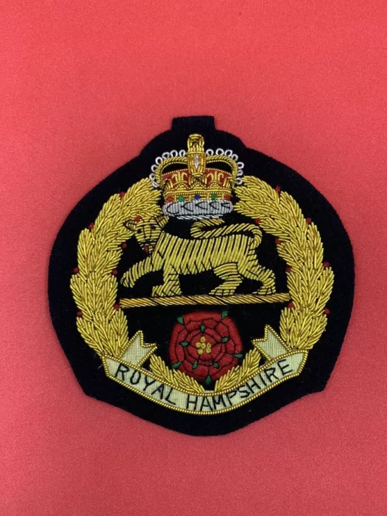 ROYAL HAMPSHIRE REGIMENT BLAZER BADGE HAND EMBROIDERED BULLION AND WIRE BADGE